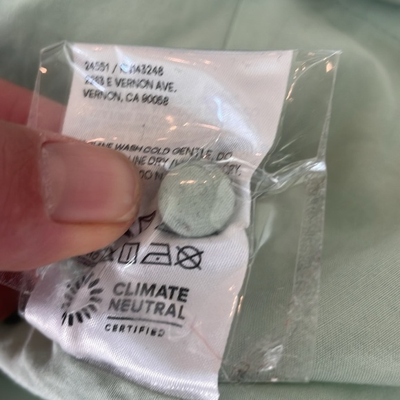 Reformation The Lawrence Long Sleeve Blouse V Neckline and Puff Sleeves size 4 - Picture 9 of 11